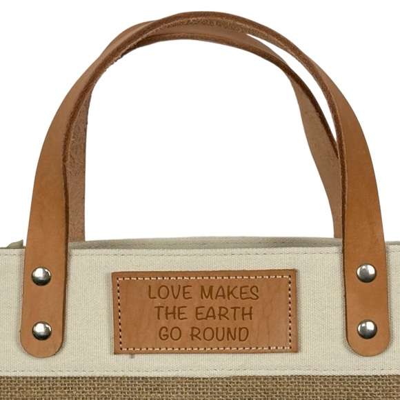 NWOT Brighton “Love Makes the Earth Go Round” Jute Tote Bag with Leather Handles - Picture 3 of 10